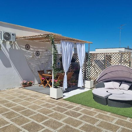 הוילה קאבאלינו די לצ'ה La Terrazza Di Zoe - Castromediano מראה חיצוני תמונה