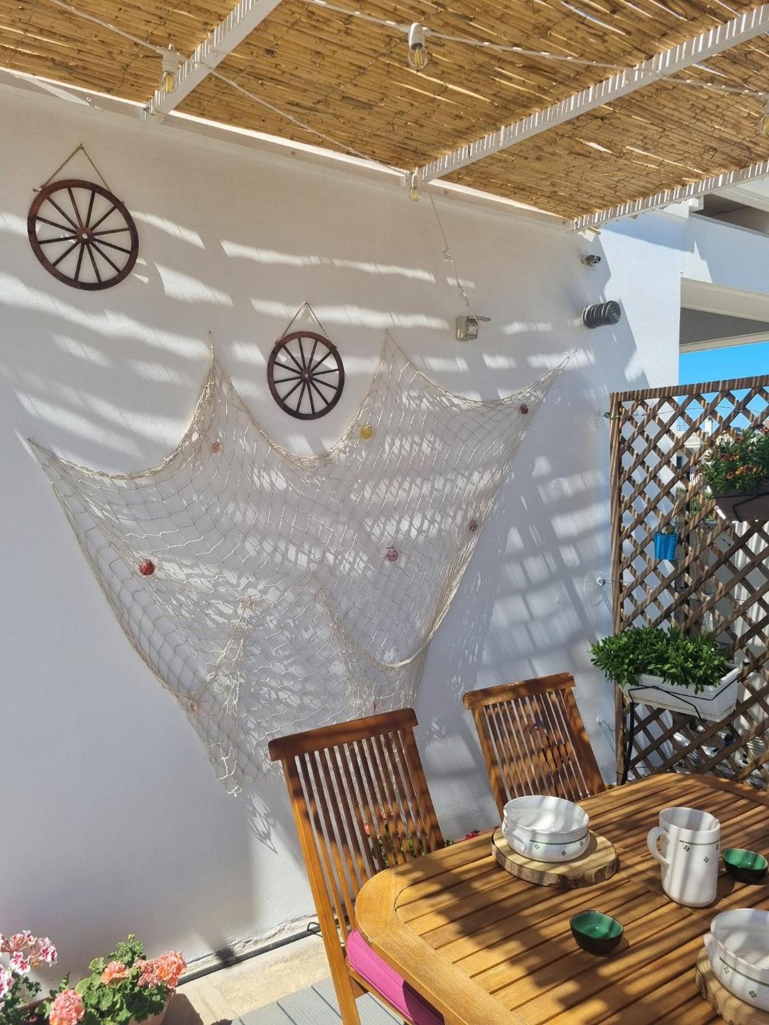 הוילה קאבאלינו די לצ'ה La Terrazza Di Zoe - Castromediano מראה חיצוני תמונה